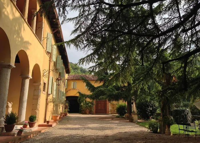 Sogara Villa *